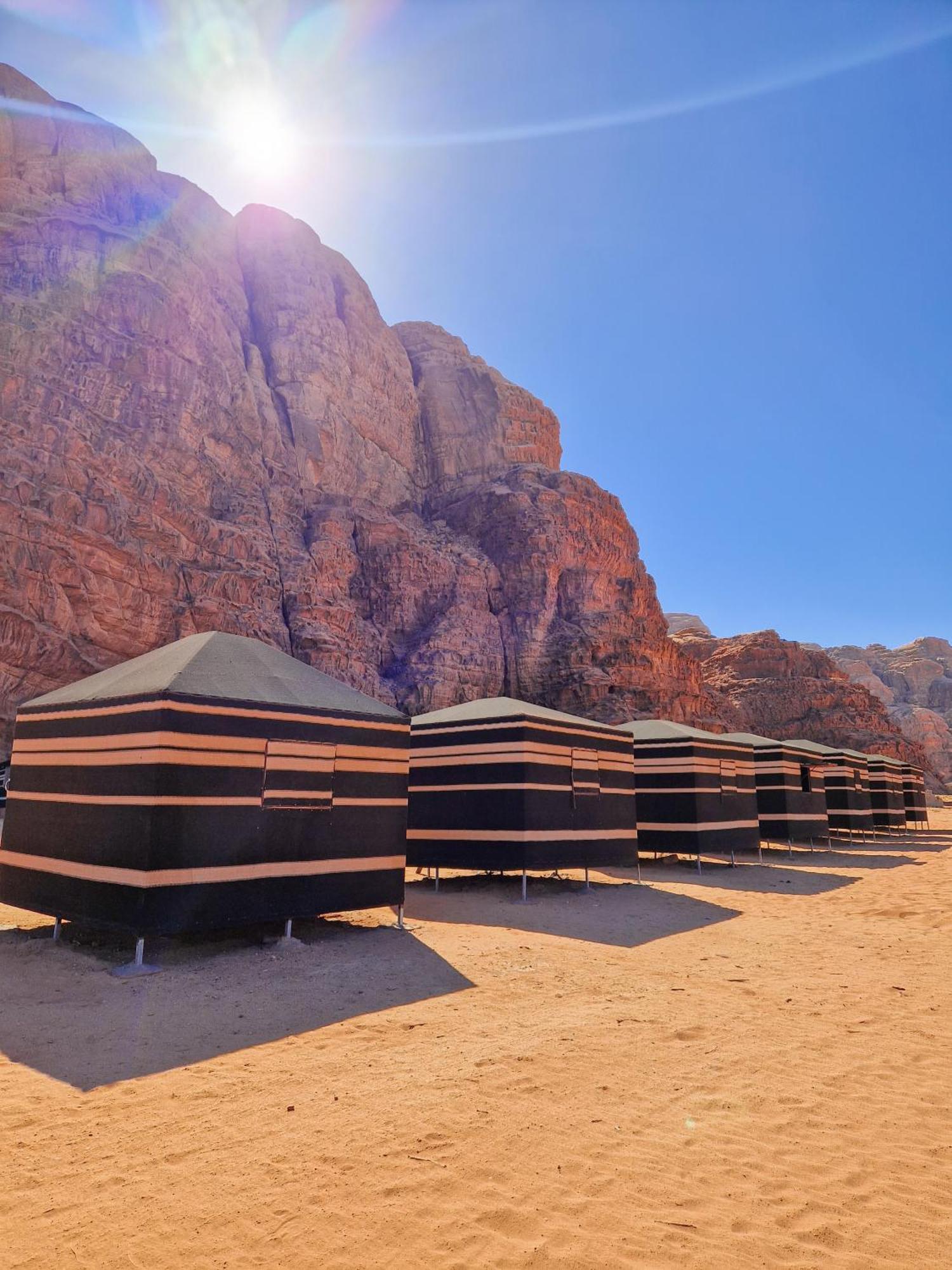Star City Camp Wadirum Wadi Rum Zewnętrze zdjęcie