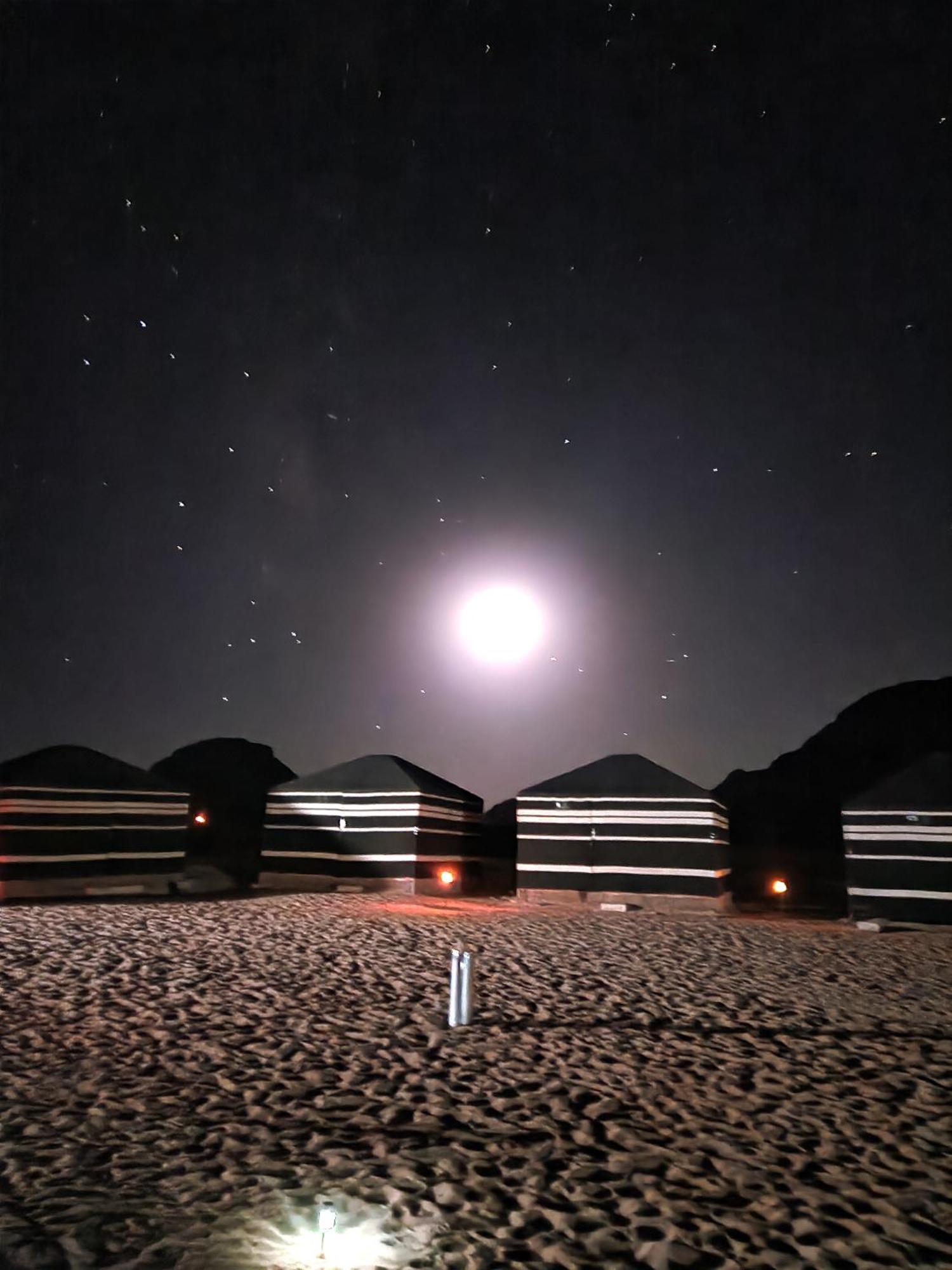 Star City Camp Wadirum Wadi Rum Zewnętrze zdjęcie