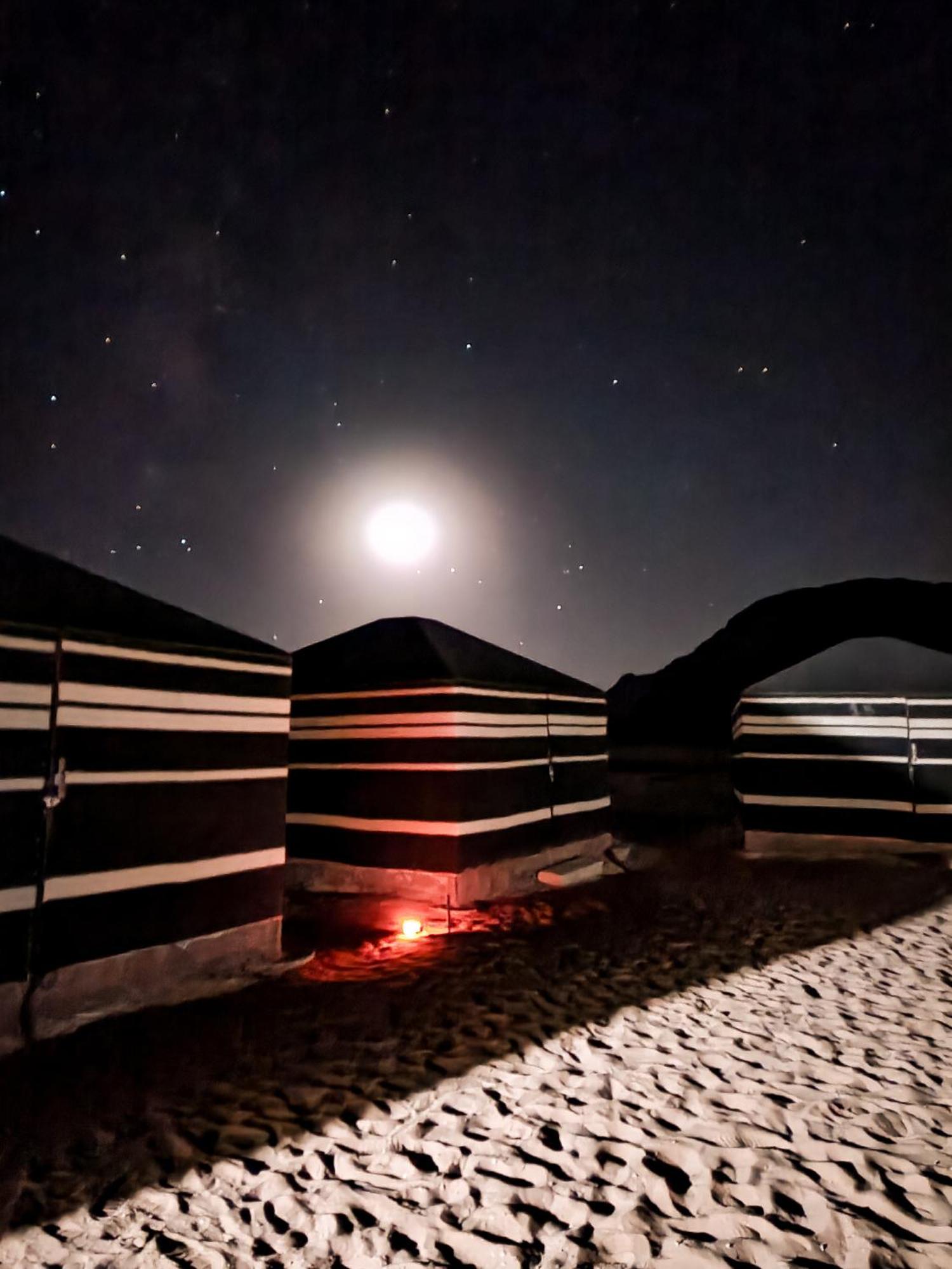Star City Camp Wadirum Wadi Rum Zewnętrze zdjęcie